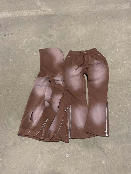 Brown Signature Essential Set - Timeless Style, Luxury Clothing with Bespoke Embroidery, Custom Heart Zippers, and Unique Flares